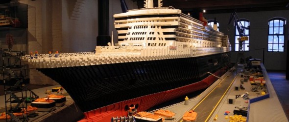 Queen Mary Legos